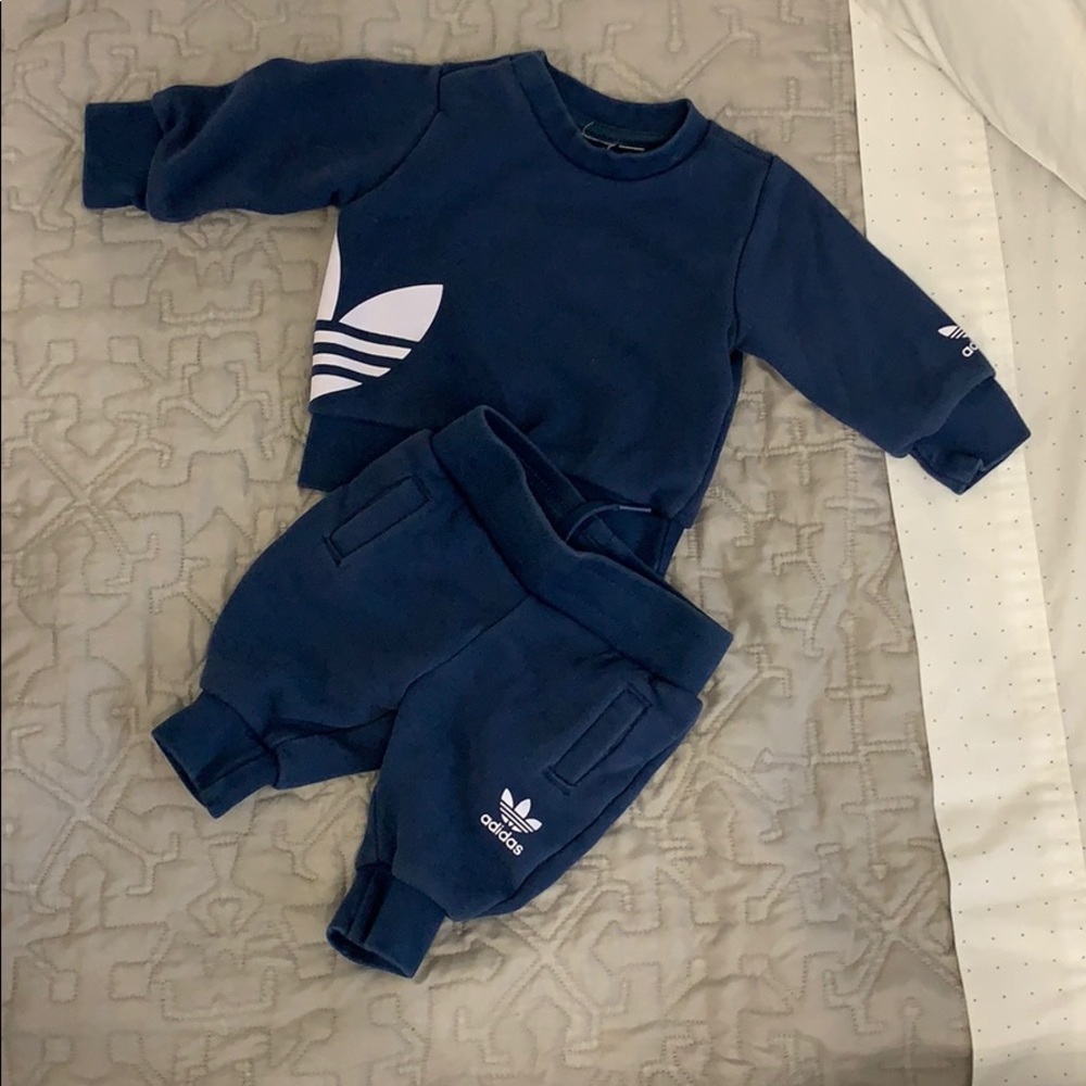 Adidas sweatsuit